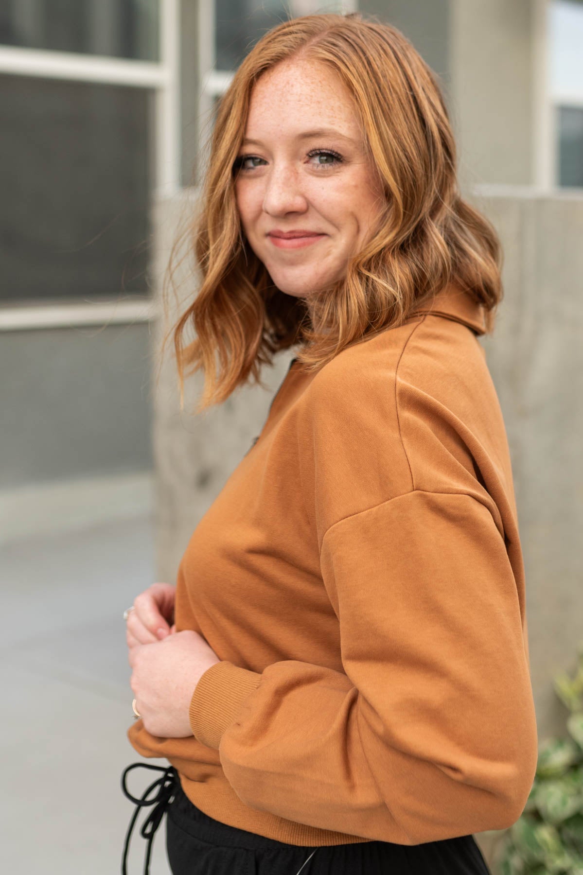 Avery Camel Pullover