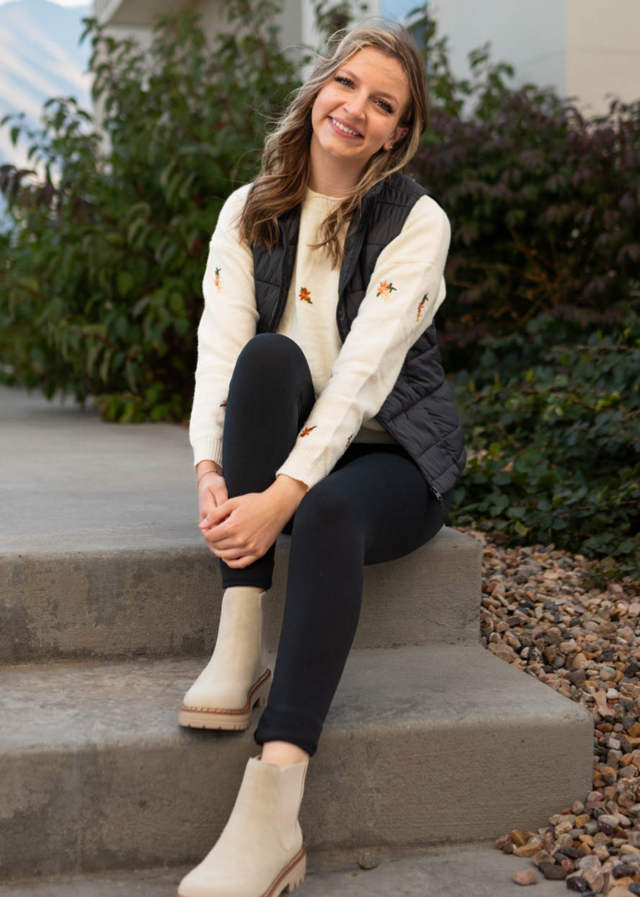 Avry Black Puff Vest