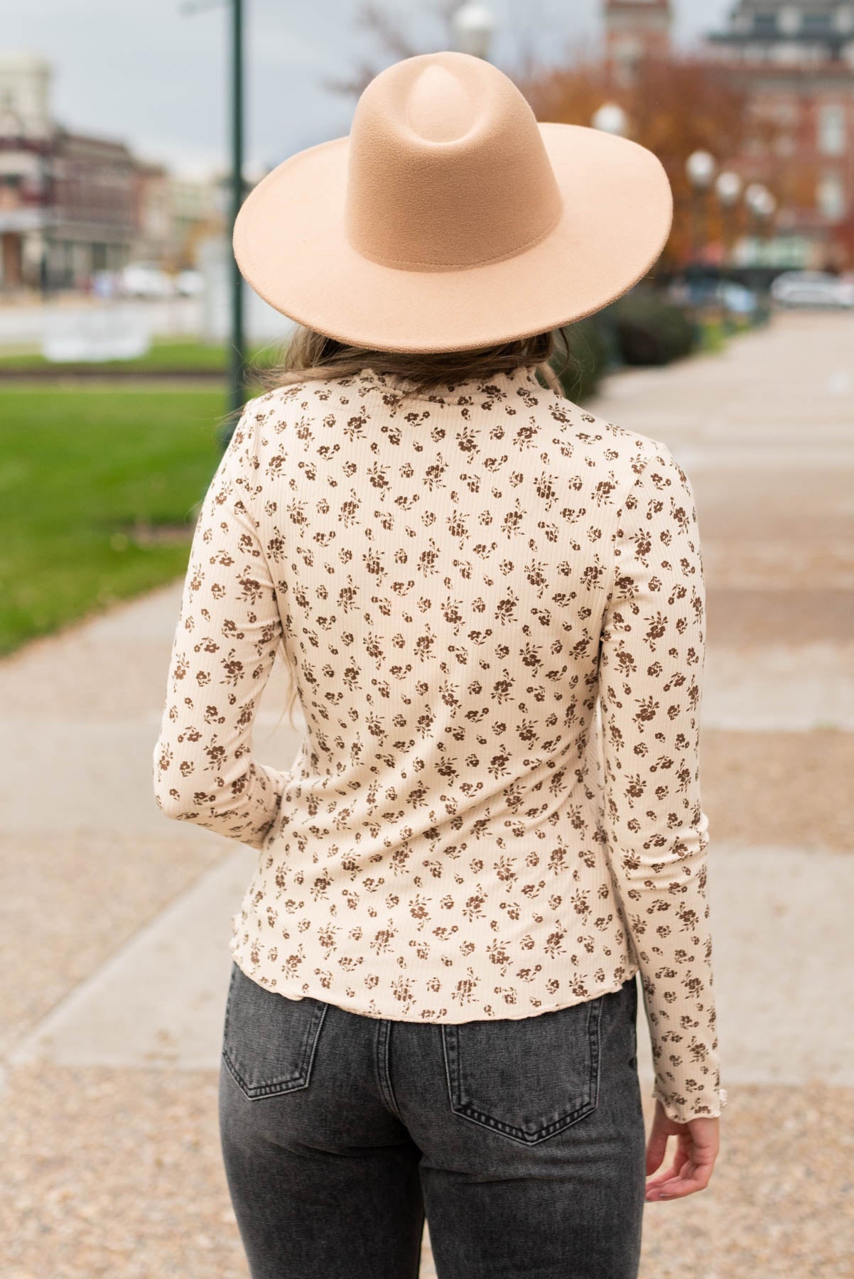 Cara Sand Flower Print Long Sleeve Top