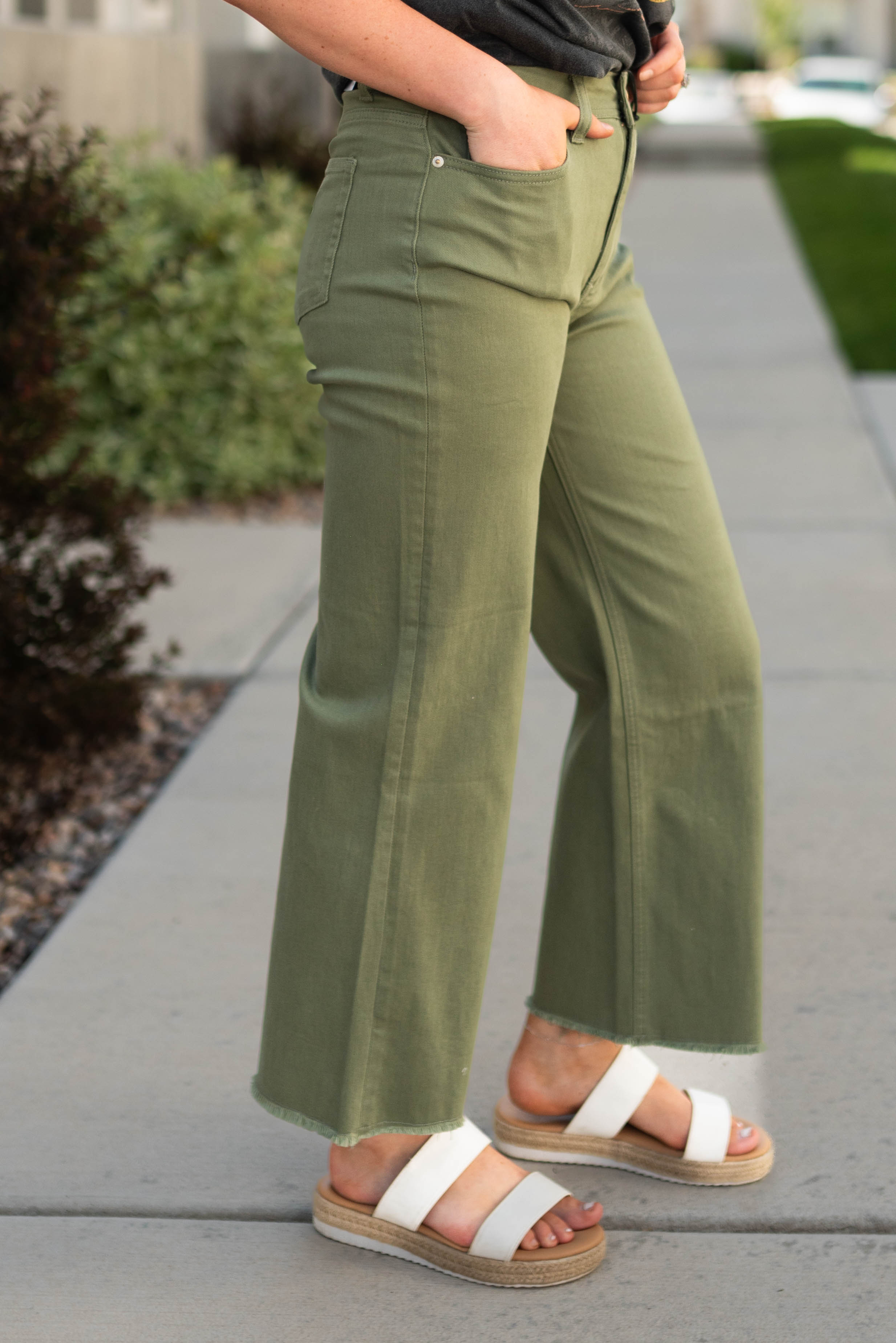Carson Olive Jeans