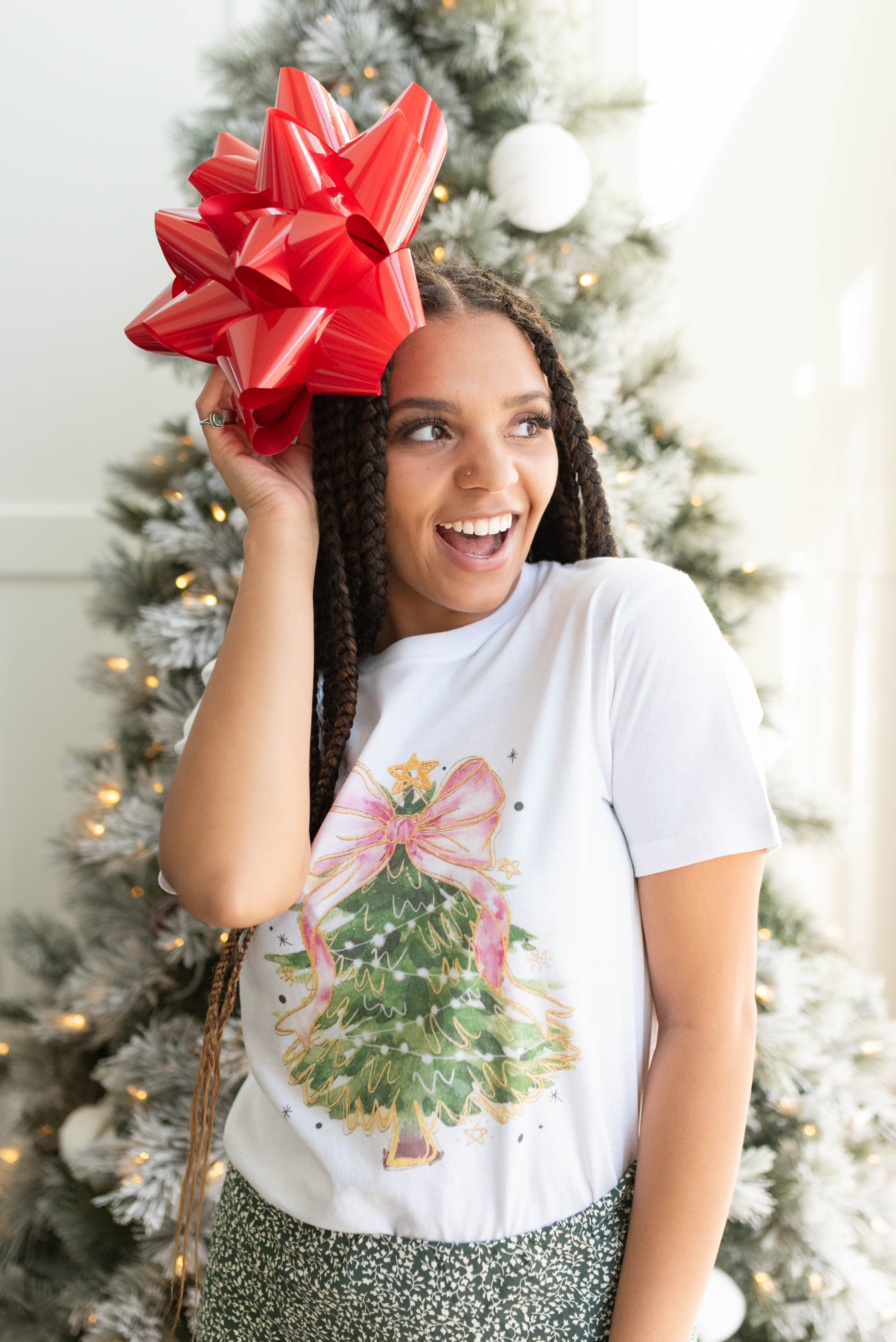 Christmas Tree Bow White T-Shirt