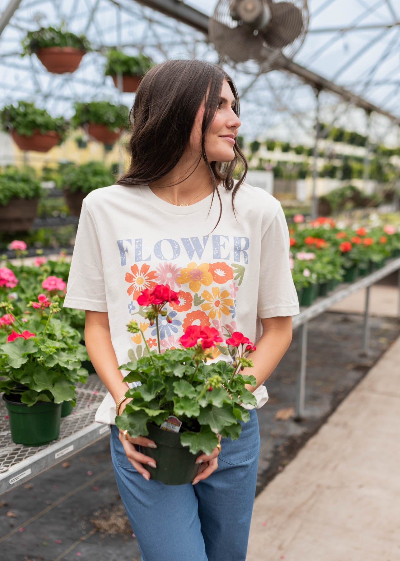 Dahlia White Flower Market T-shirt