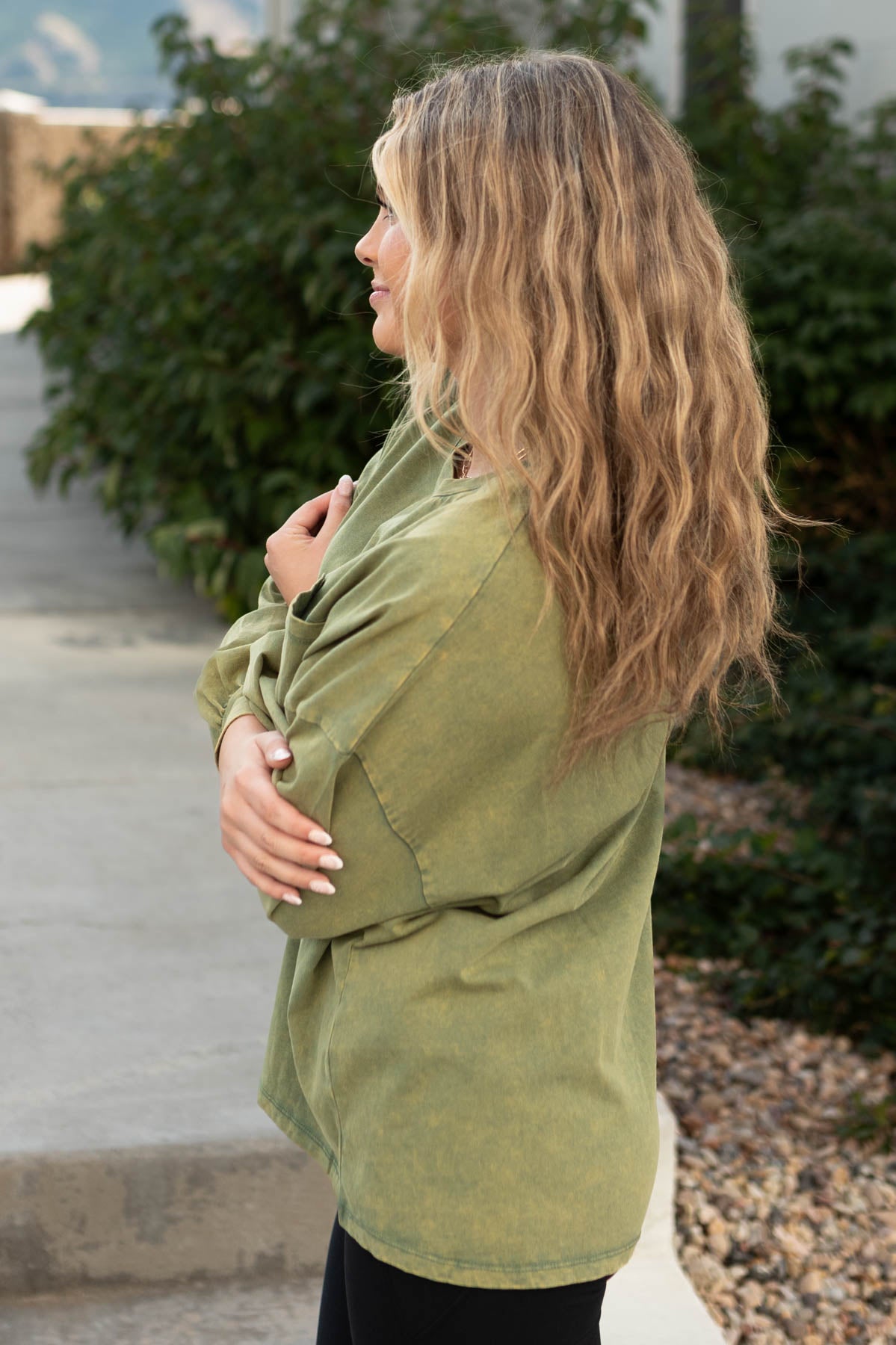 Dara Olive Pullover