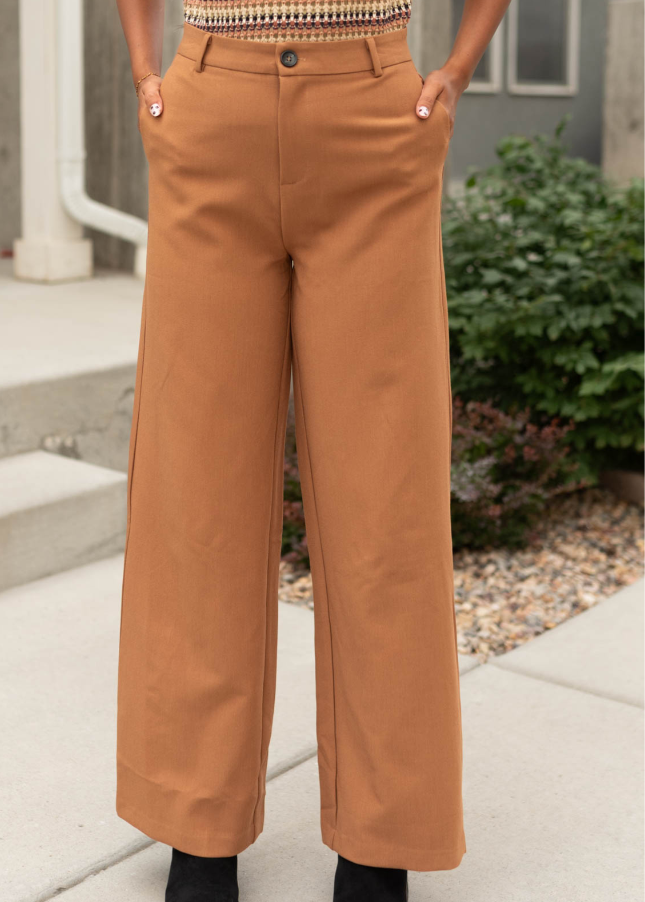 Eva Caramel Pants