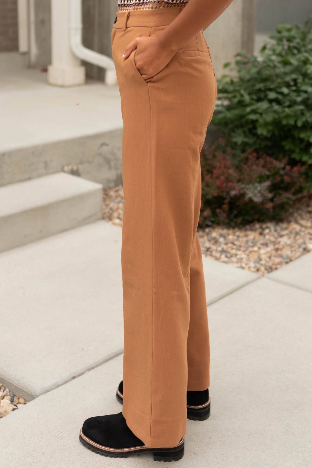 Eva Caramel Pants