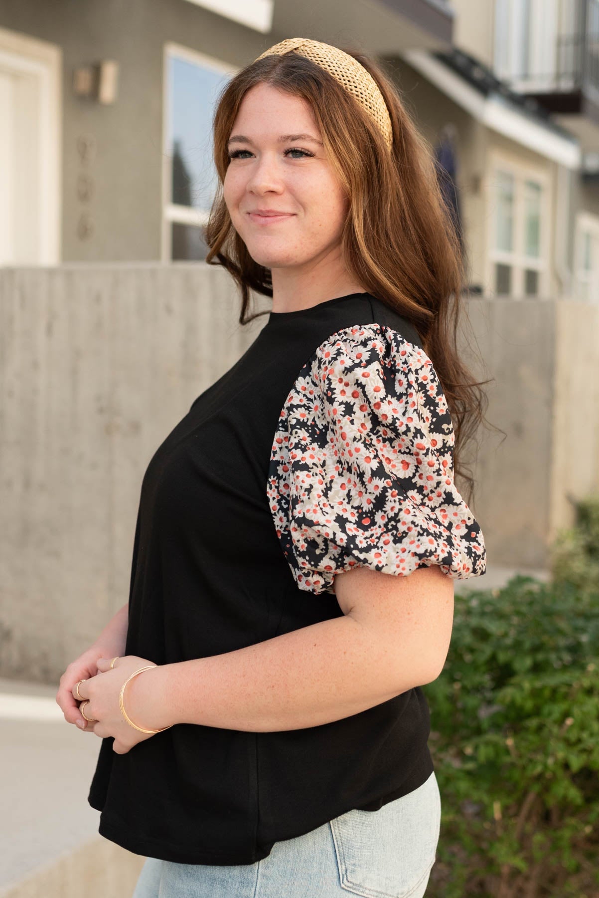 Haisley Black Daisy Print Top