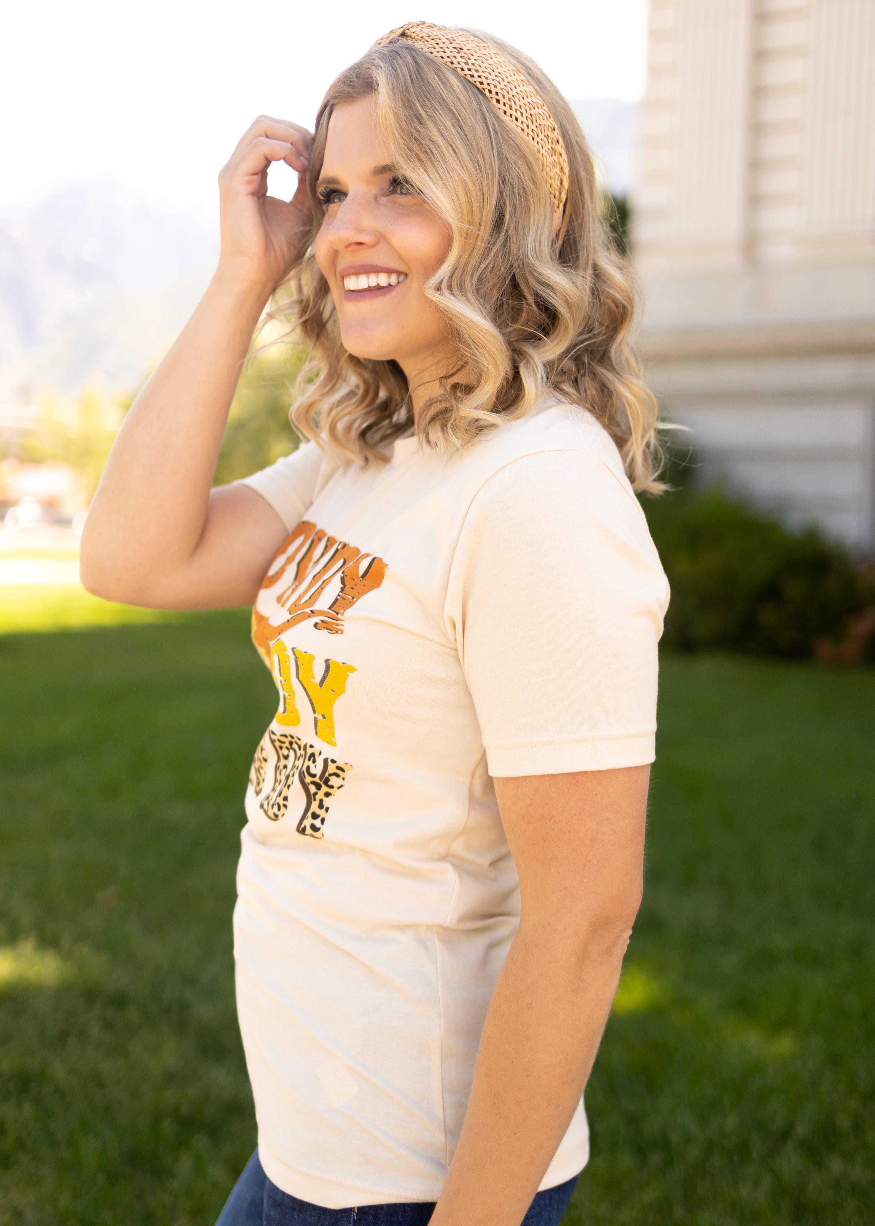 Howdy Cream Tee