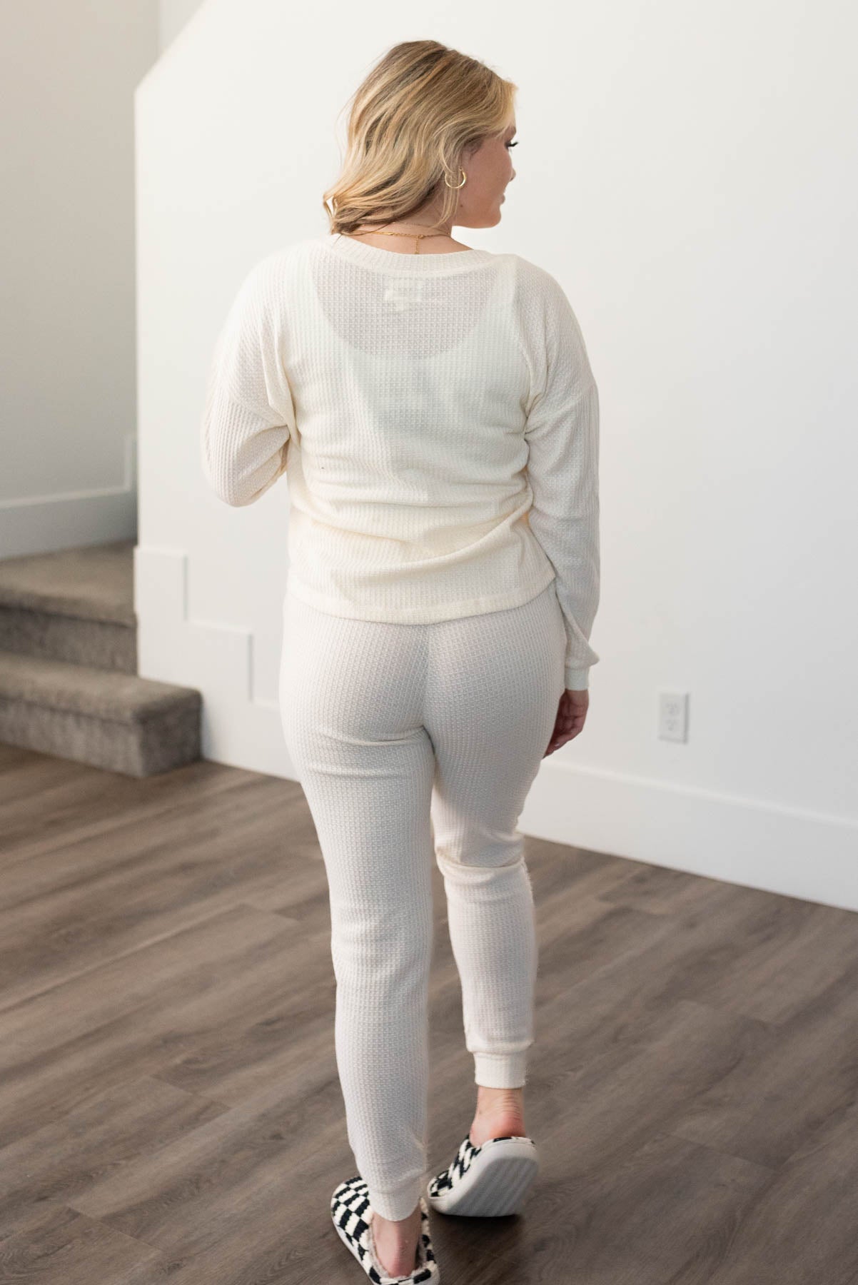 Jennie Cream Set