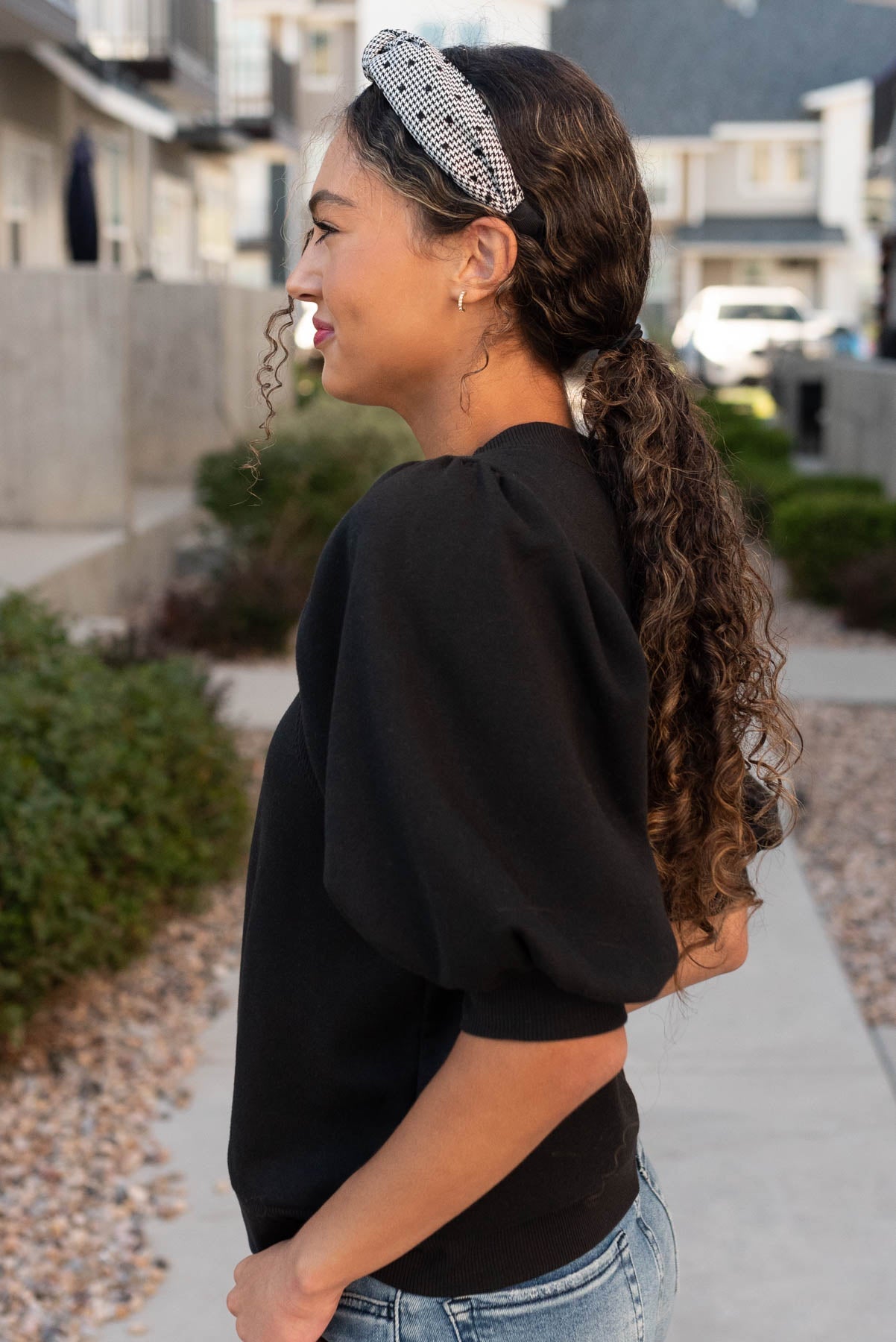 Kayla Black Puff Sleeve Pullover