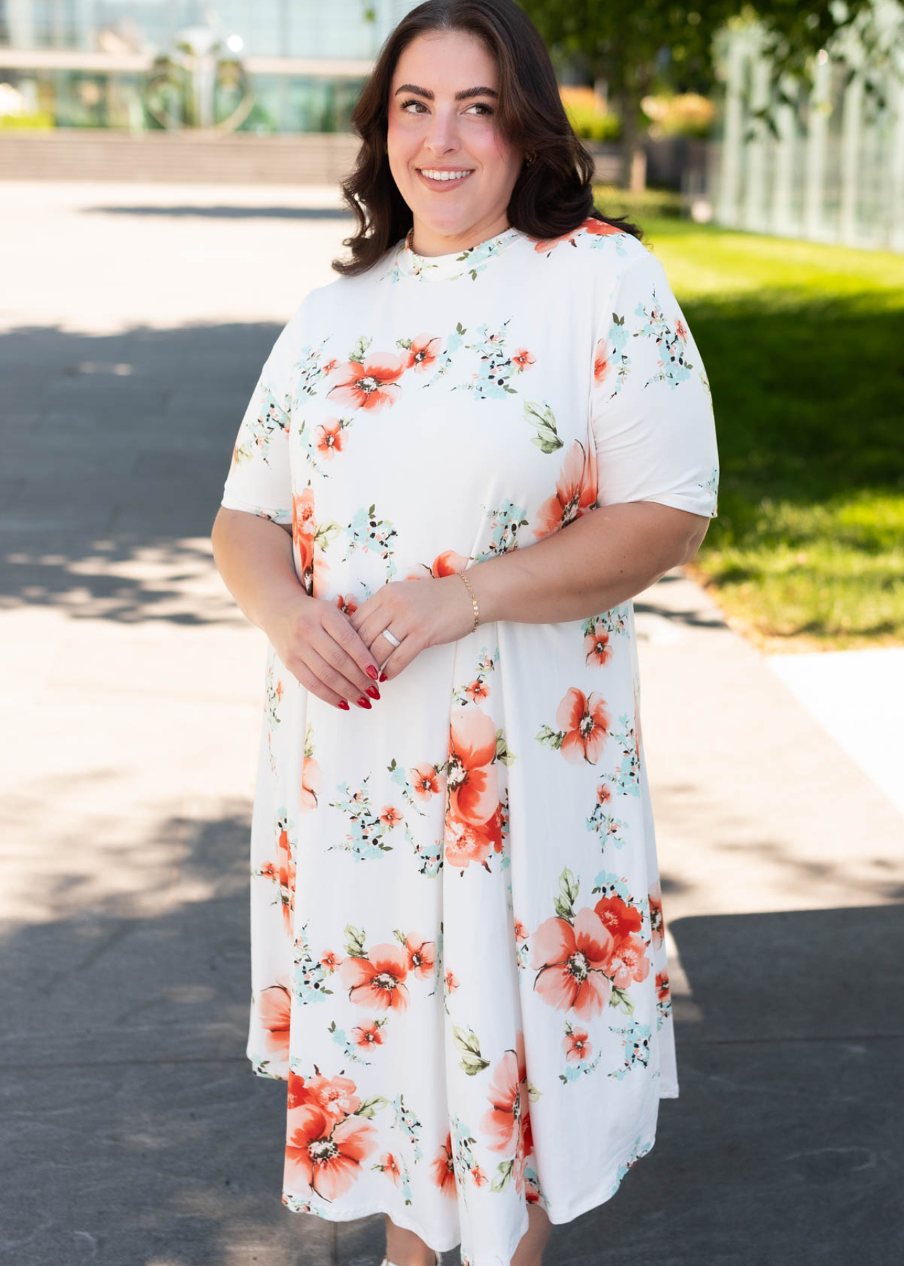 Kinlee Ivory Floral Midi Dress