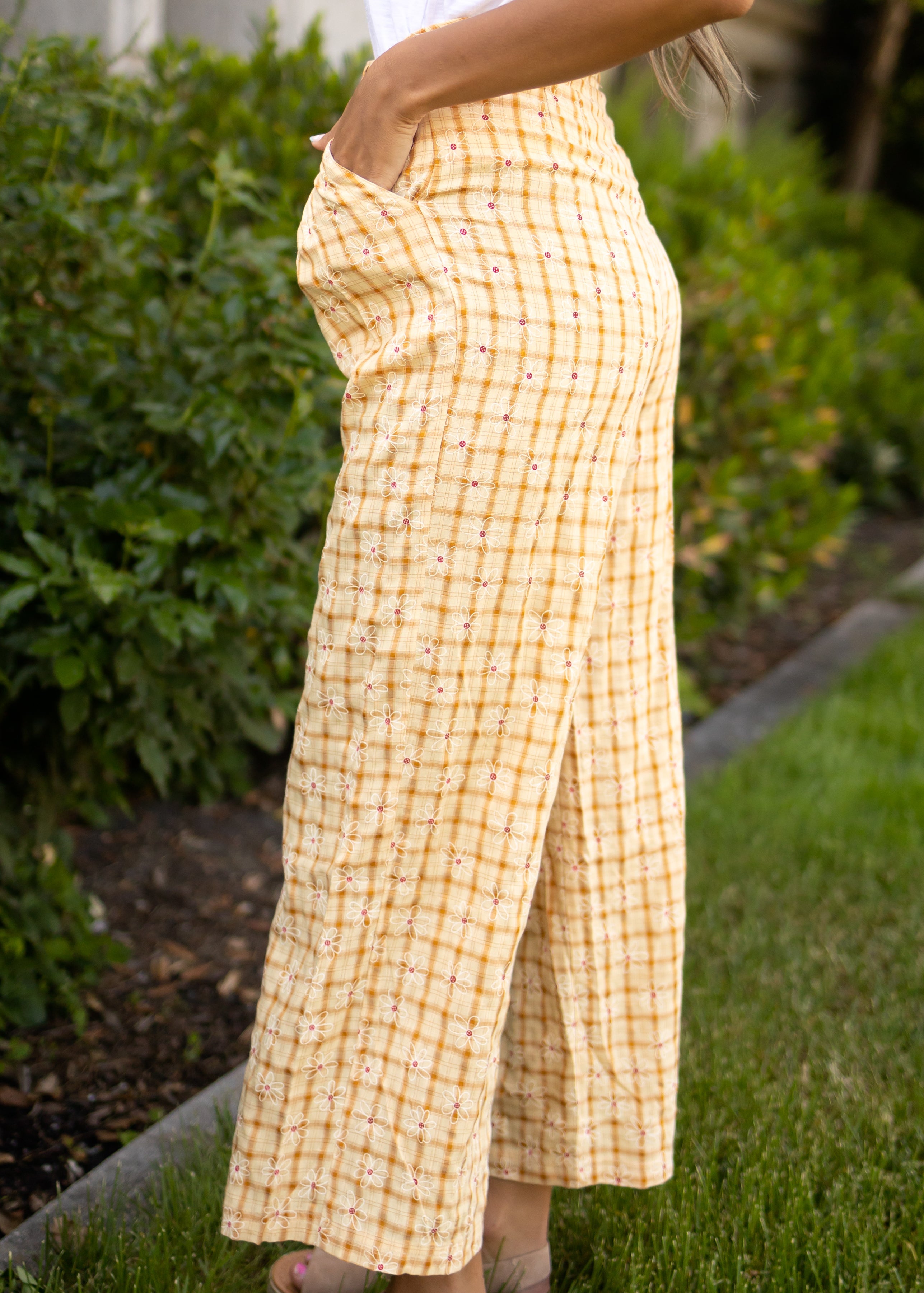 Lindy Yellow Pants
