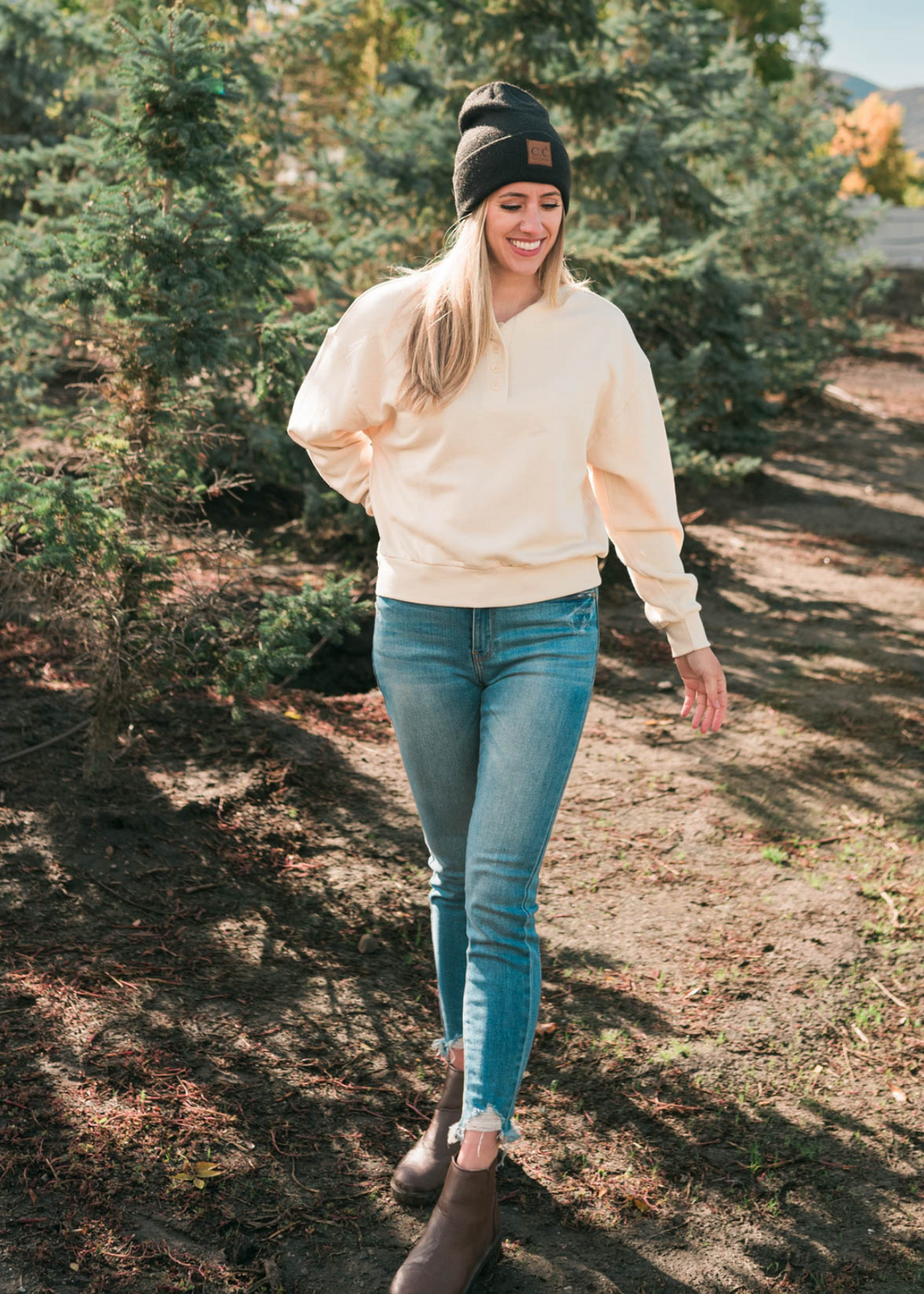 Nancie Cream Fleece Sweatshirt