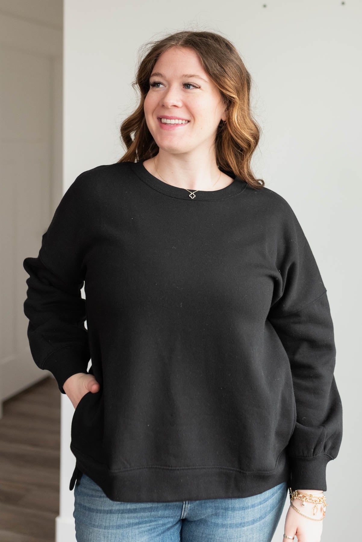 Rayna Black Pocketed Sweatshirt