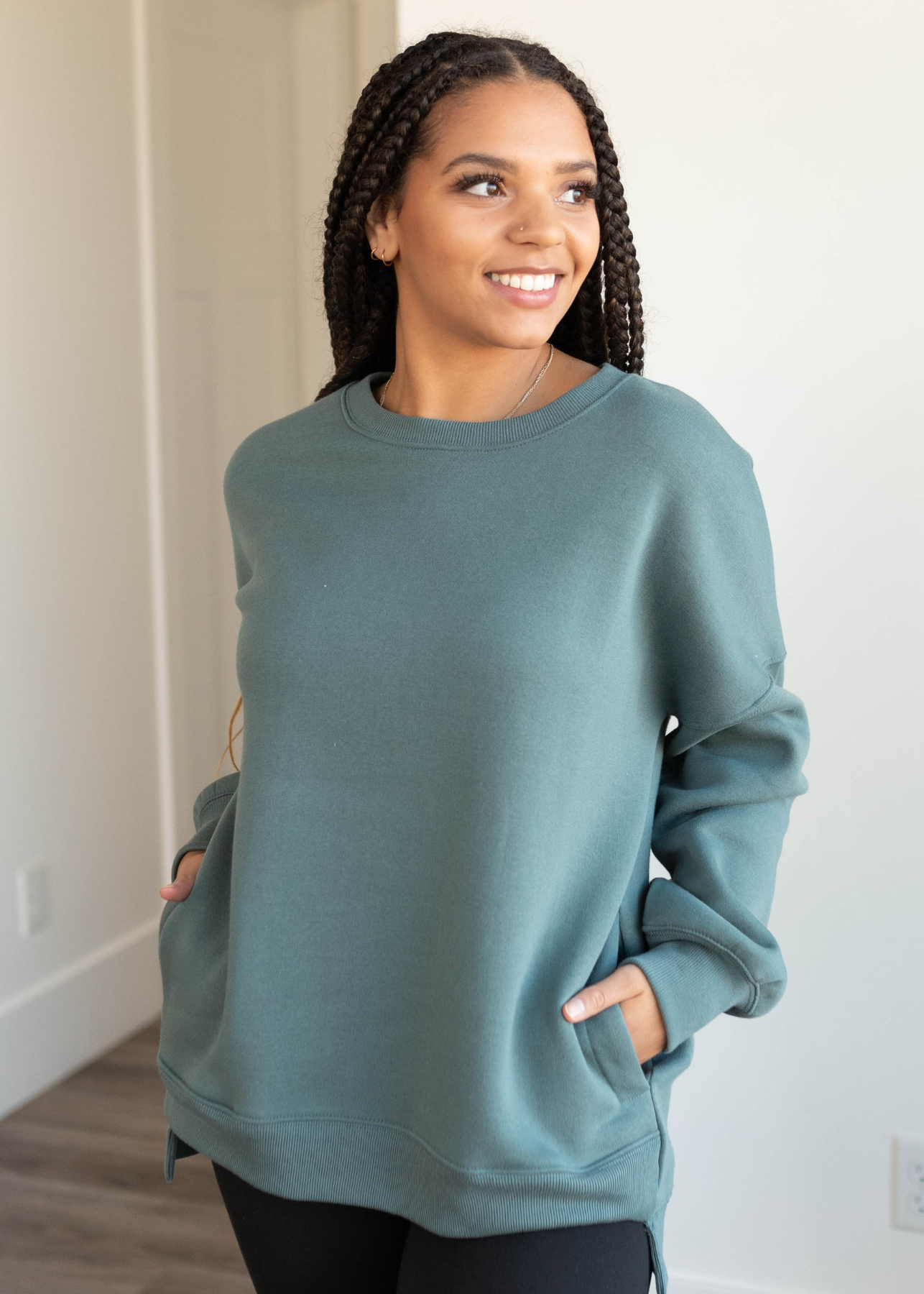 Rayna Jade Pocketed Sweatshirt