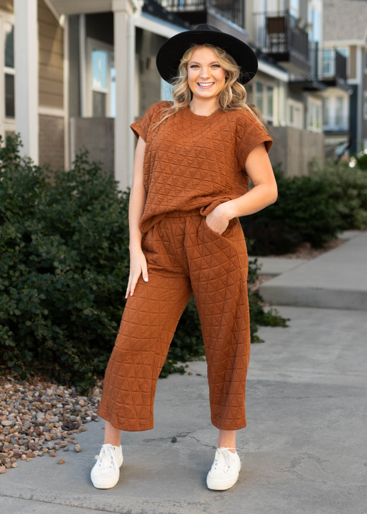 Rhodes Cinnamon Top
