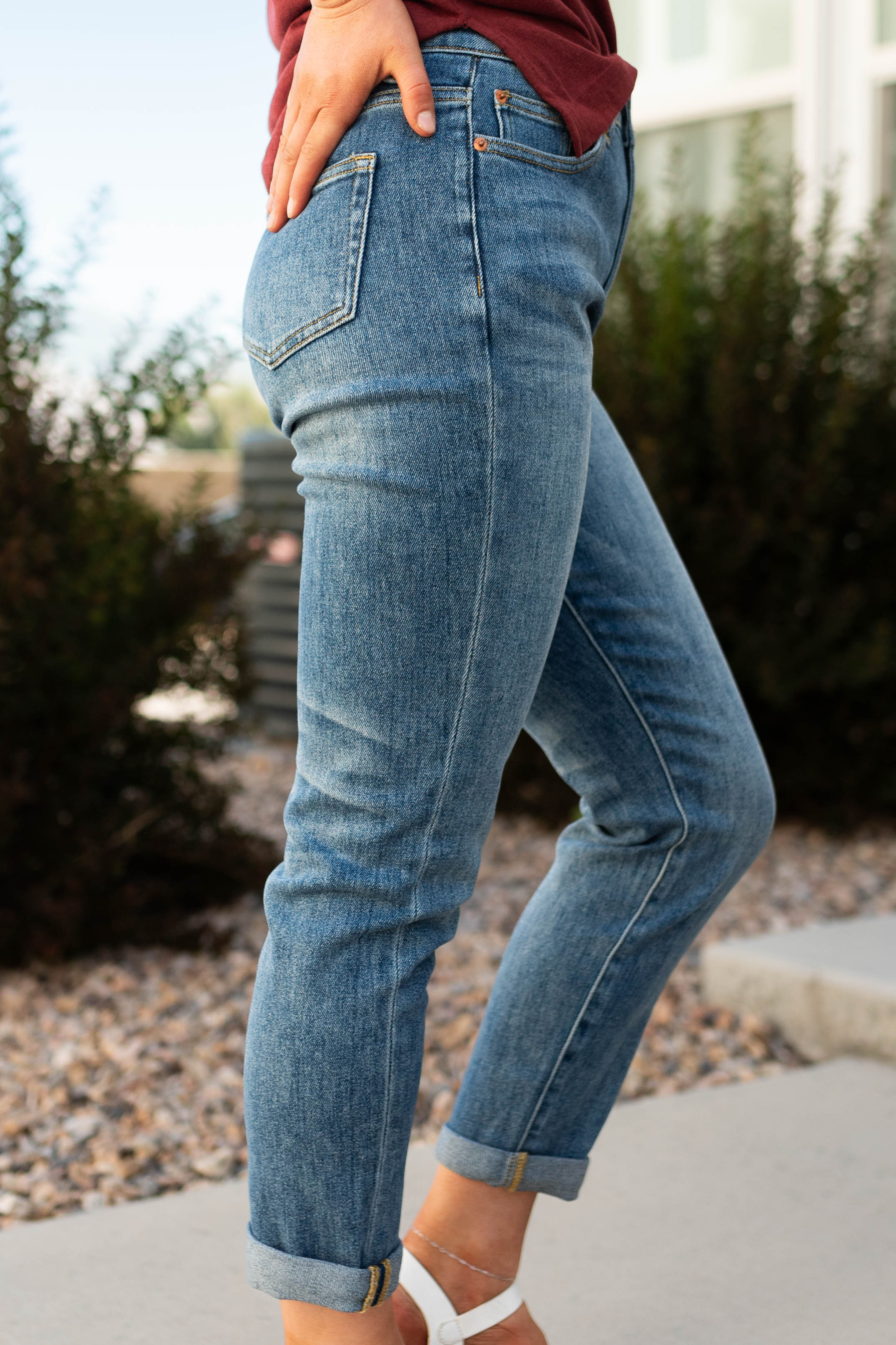 Wynn Medium Girlfriend Jeans